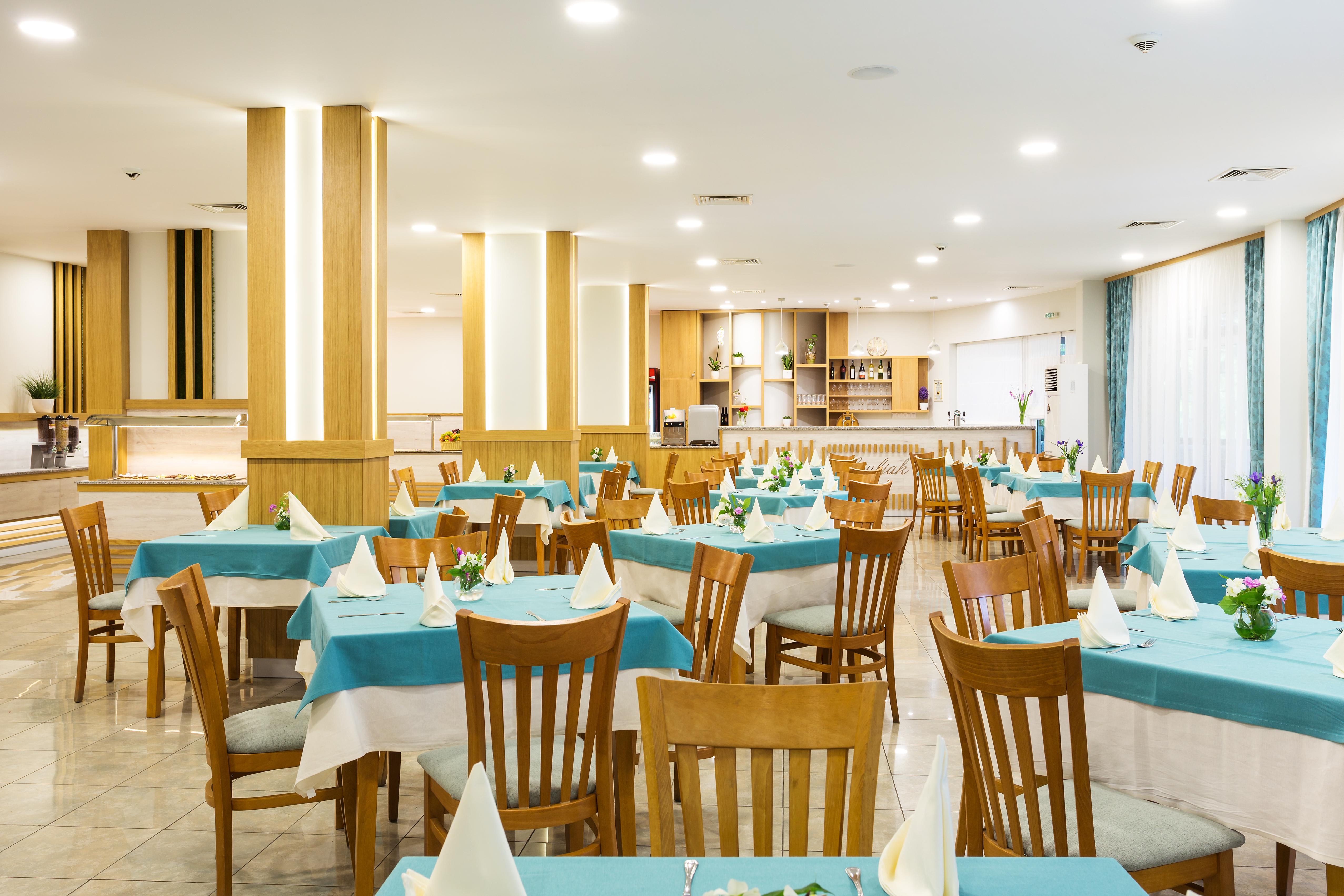 Ljuljak Hotel Golden Sands Esterno foto