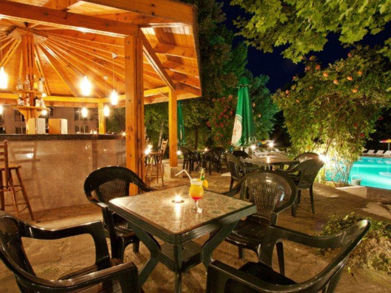 Ljuljak Hotel Golden Sands Esterno foto