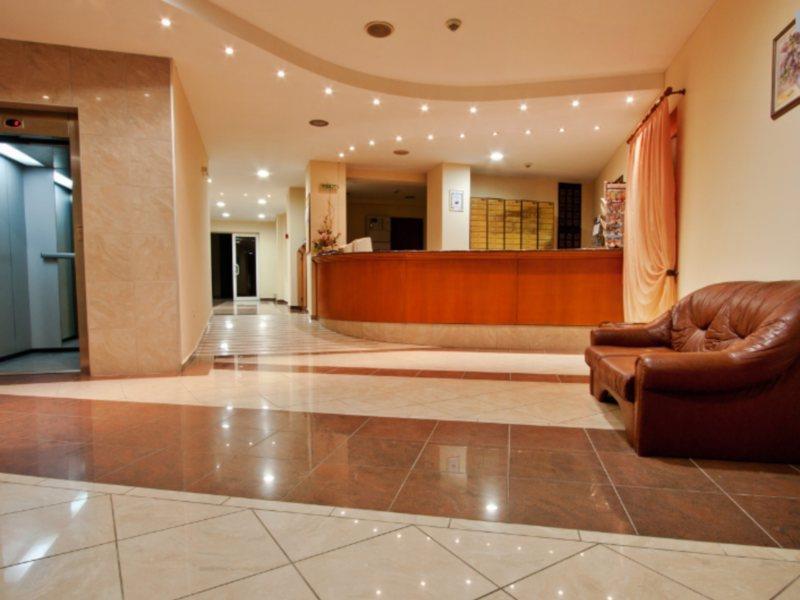 Ljuljak Hotel Golden Sands Esterno foto