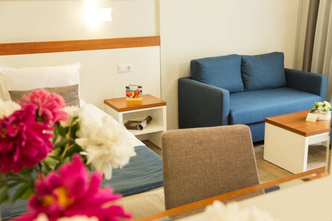 Ljuljak Hotel Golden Sands Esterno foto